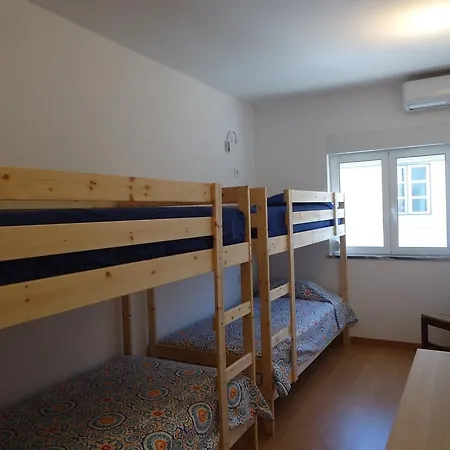 Albergue Arte 7 *